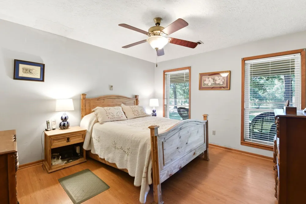 280 Mcgehee Road Willis, TX 77378