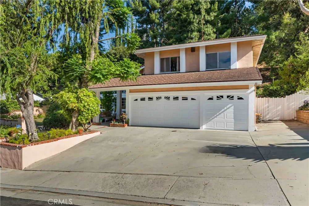 19932 Turnberry Tarzana, CA 91356