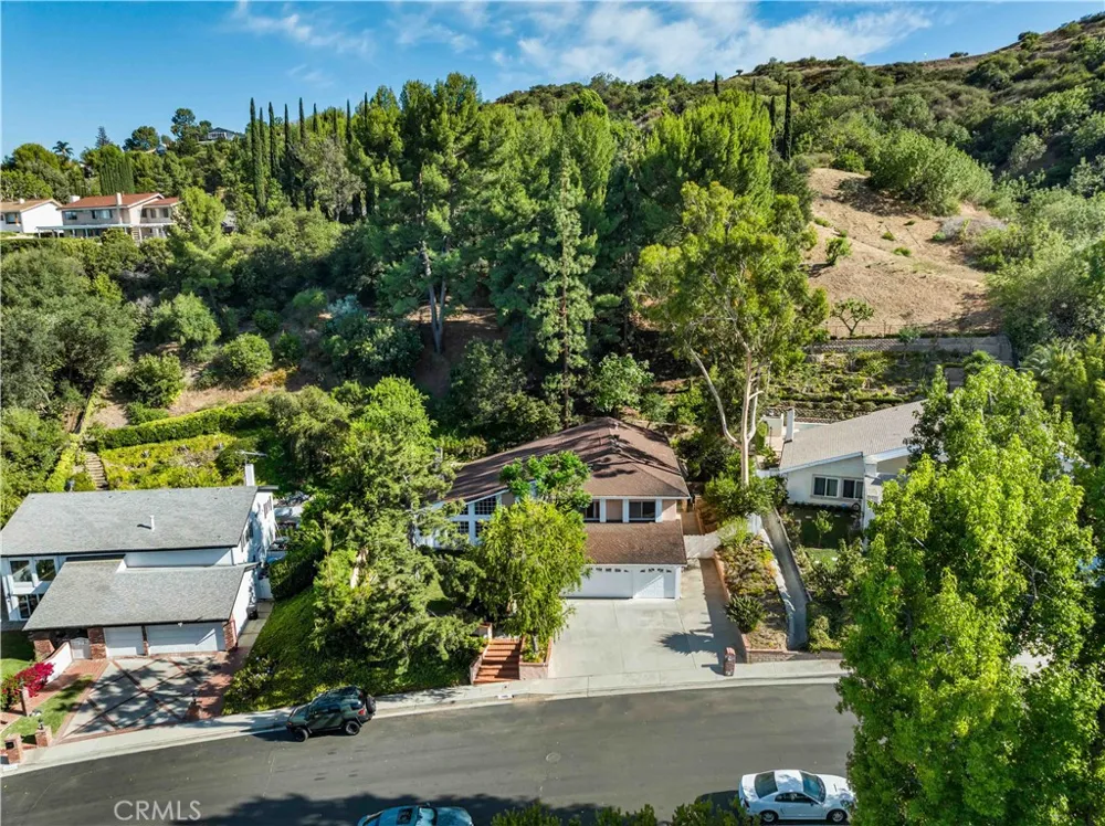 19932 Turnberry Tarzana, CA 91356