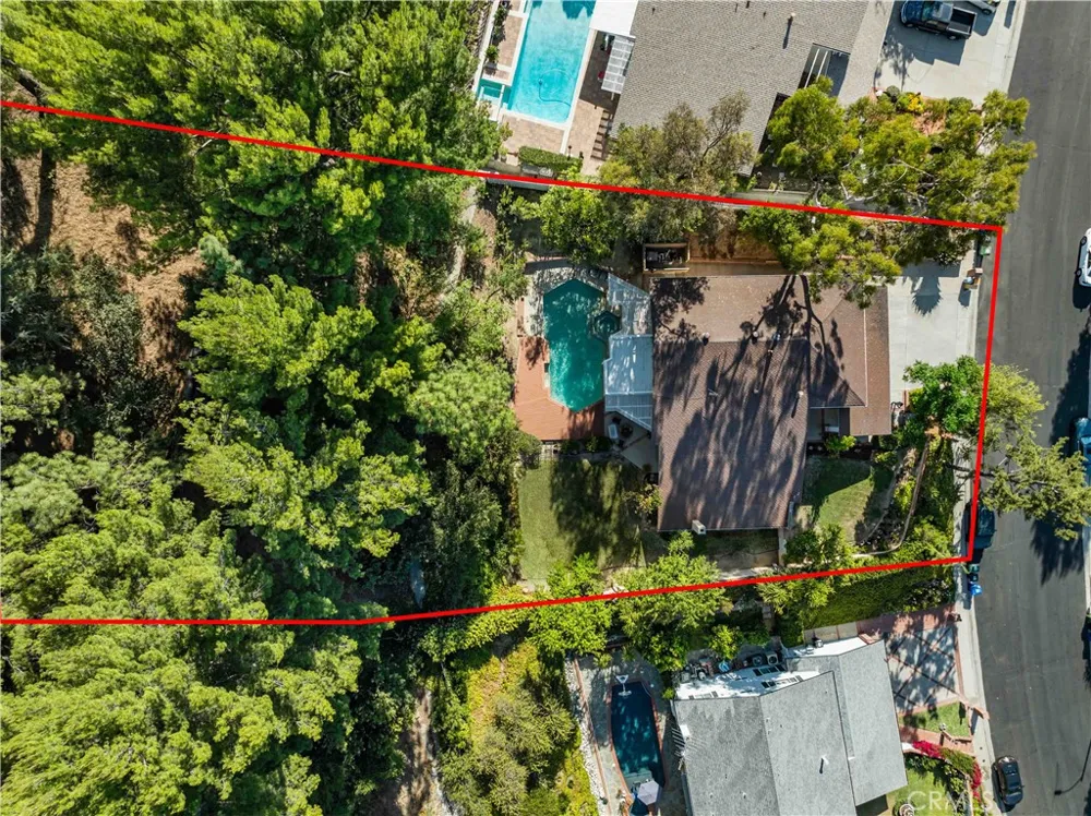 19932 Turnberry Tarzana, CA 91356