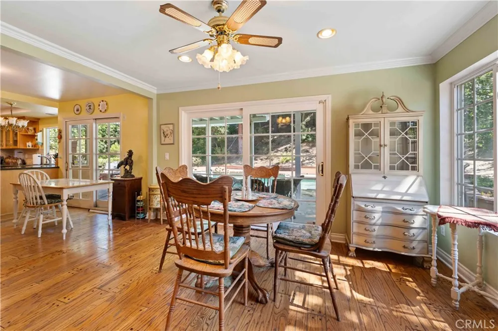 19932 Turnberry Tarzana, CA 91356
