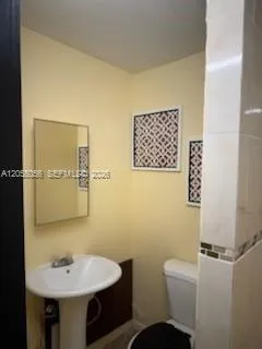 863 NW 139th St ## Miami, FL 33168