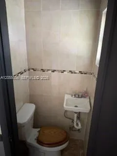 863 NW 139th St ## Miami, FL 33168