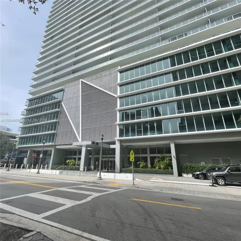 79 SW 12 ST #3011-S