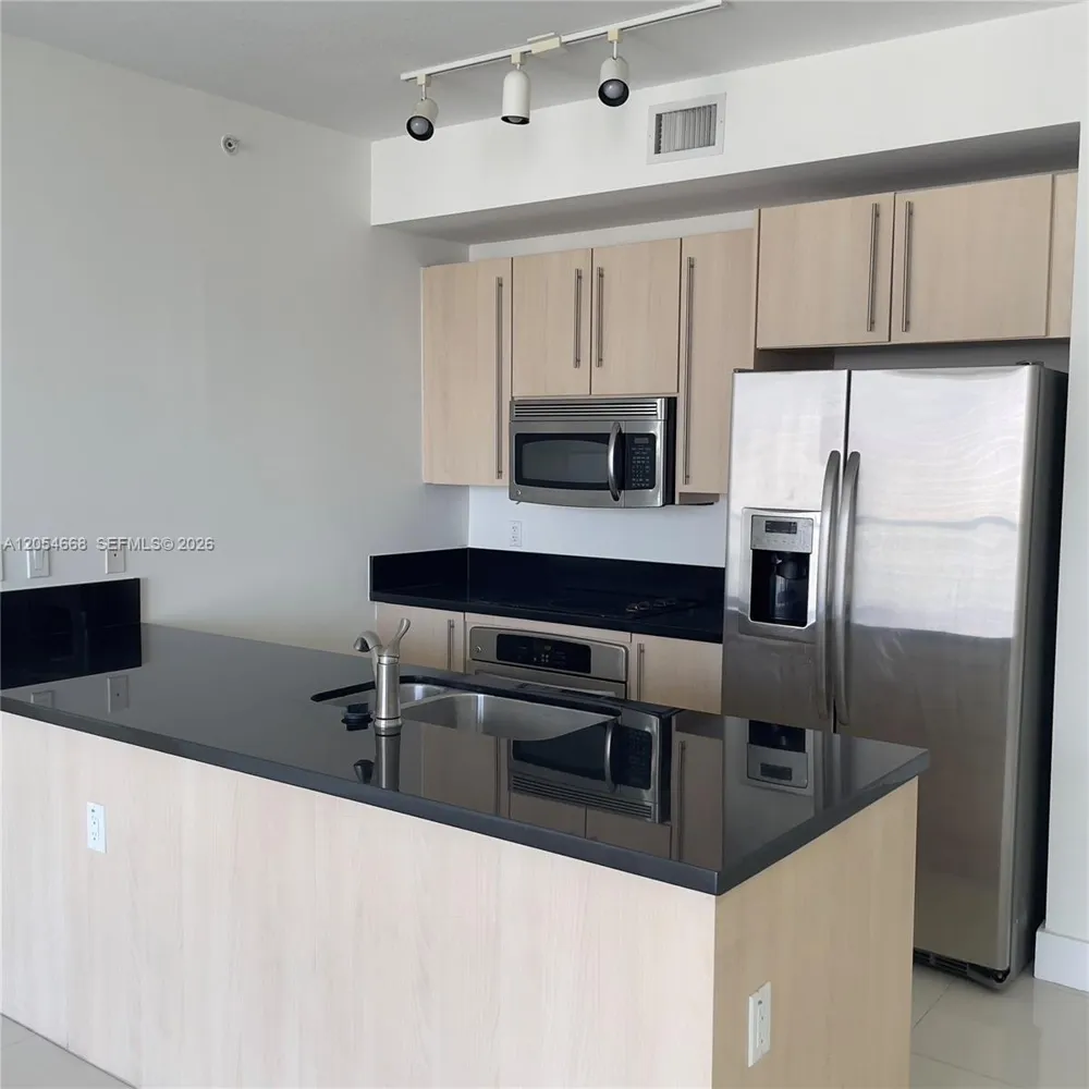 79 SW 12 ST #3011-S Miami, FL 33130