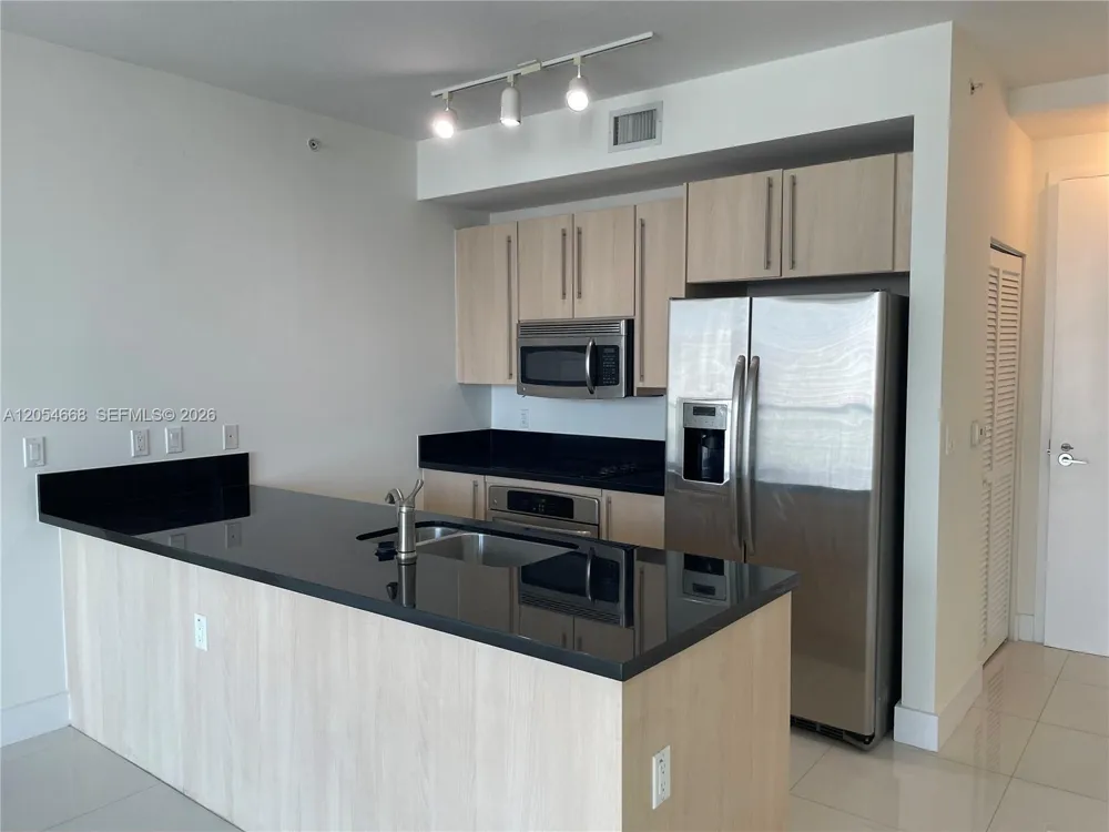 79 SW 12 ST #3011-S Miami, FL 33130