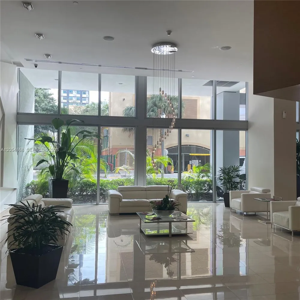 79 SW 12 ST #3011-S Miami, FL 33130