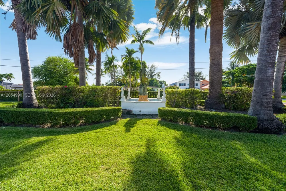 2605 SW 115th Ave Miami, FL 33165