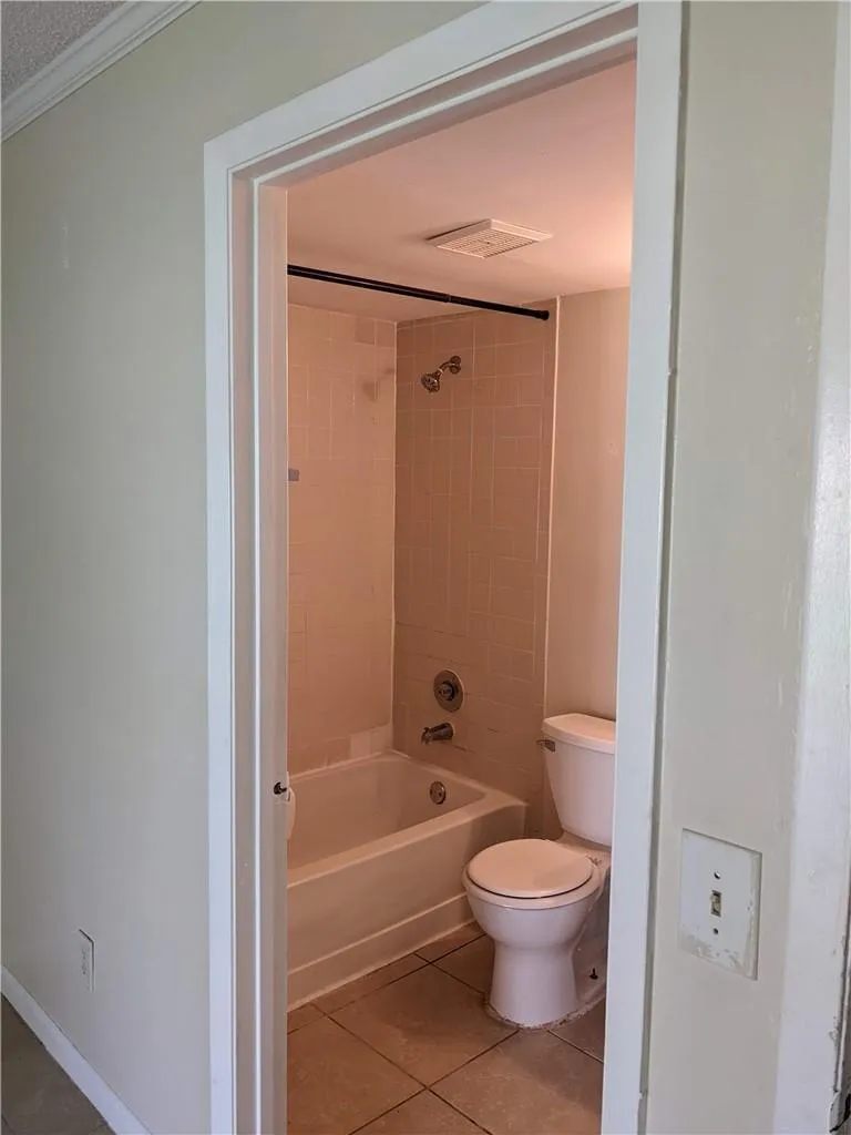 401 MEADOWS CIRCLE Boynton Beach, FL 33436