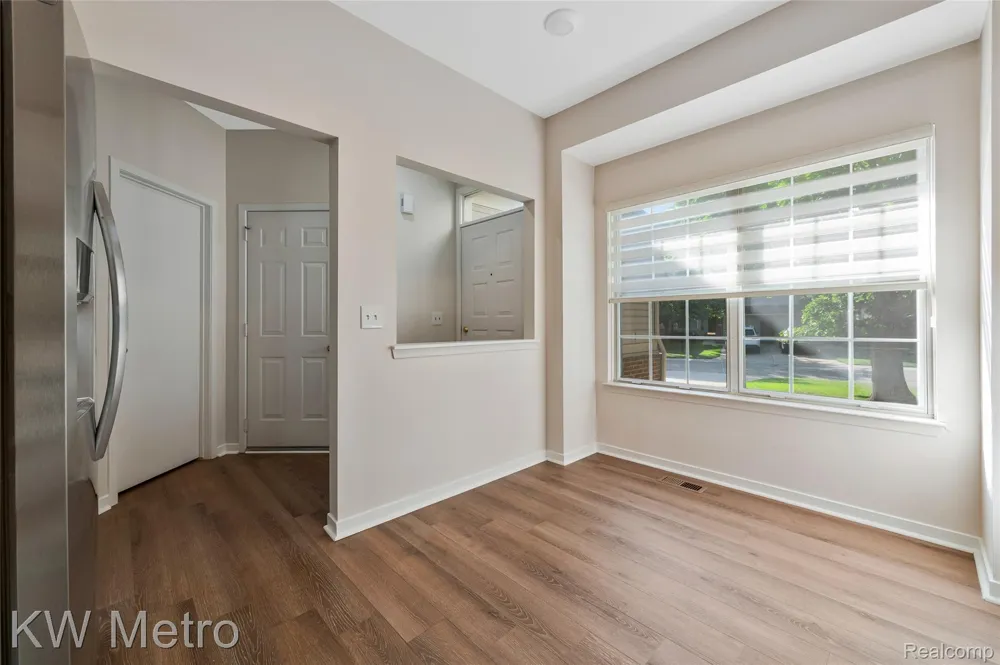 41874 Cantebury Drive Novi City, MI 48377