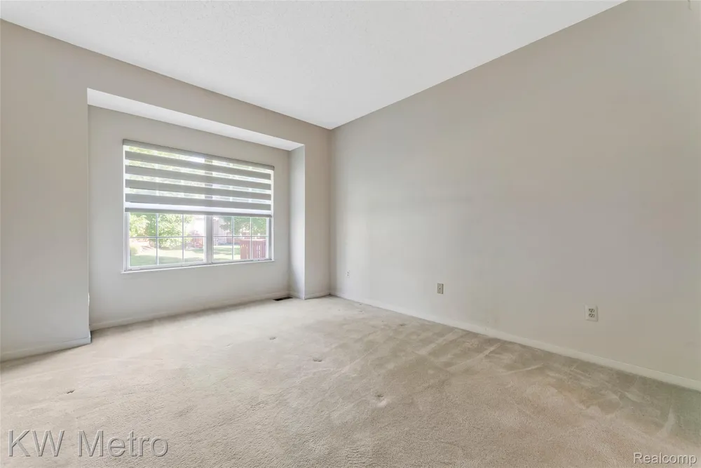 41874 Cantebury Drive Novi City, MI 48377