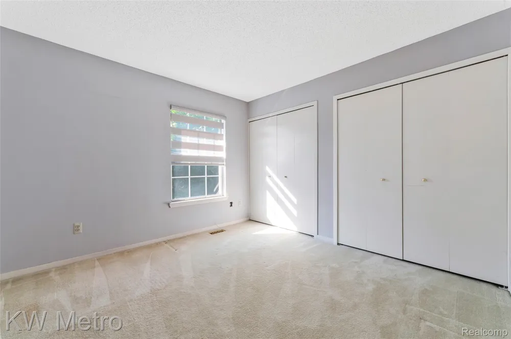 41874 Cantebury Drive Novi City, MI 48377