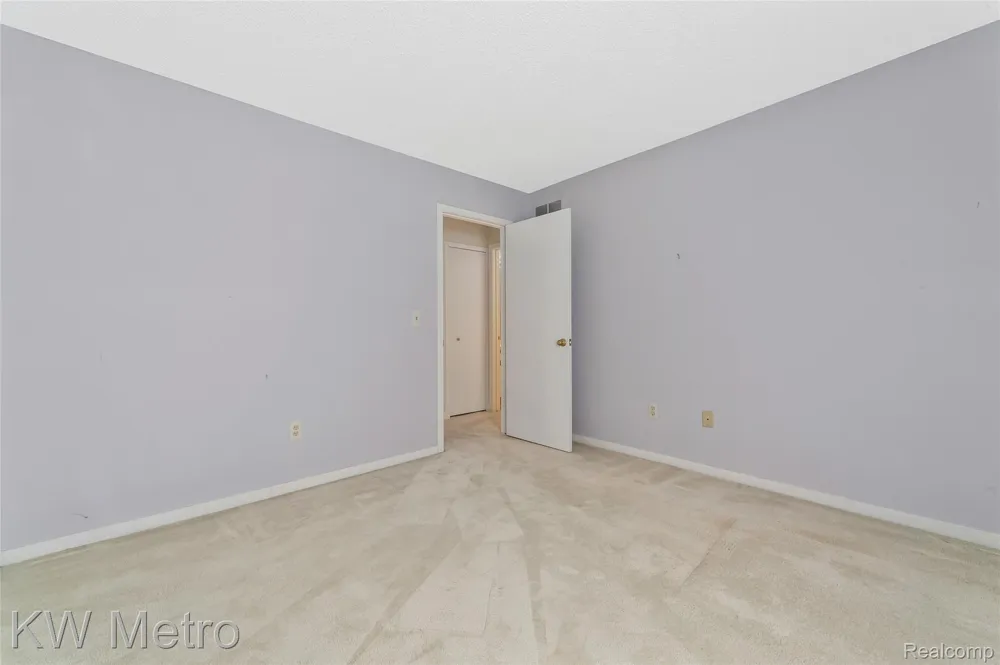 41874 Cantebury Drive Novi City, MI 48377