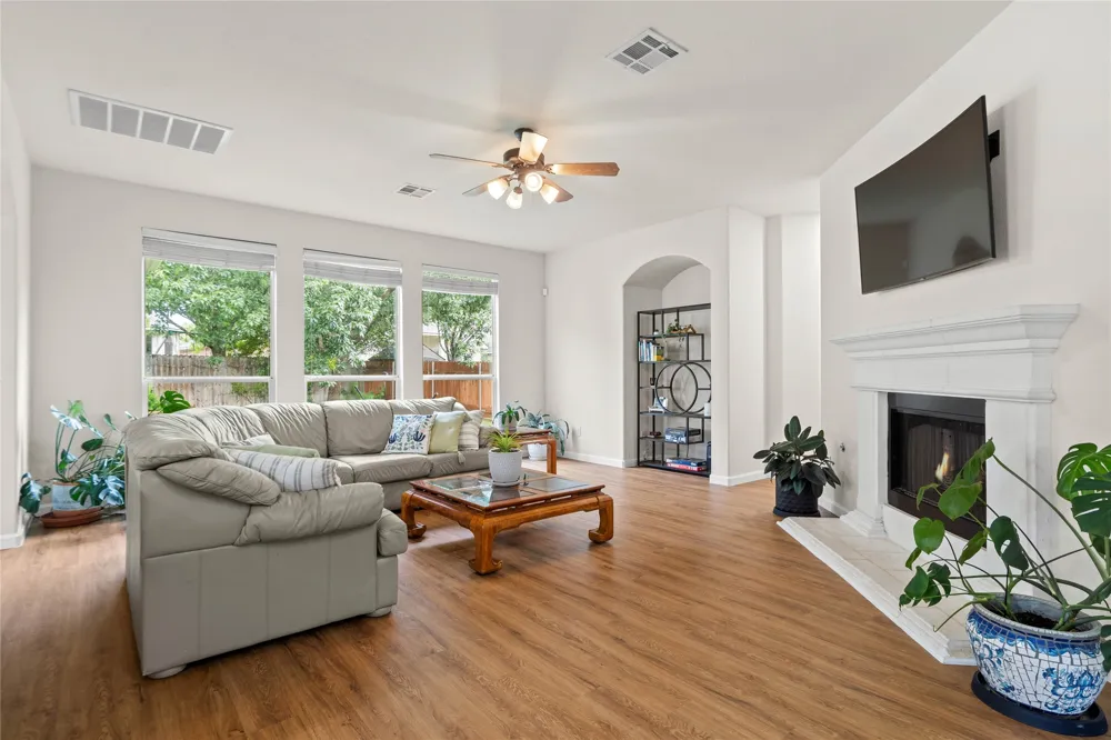 20825 Kearney Hill Road Pflugerville, TX 78660