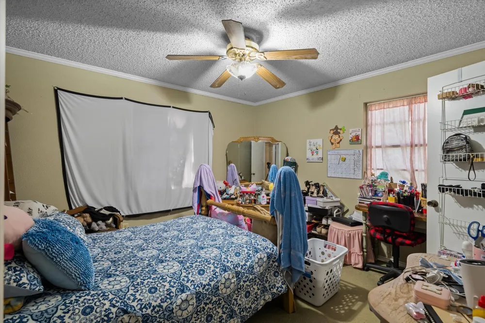 1709 Vz County Road 2502 Canton, TX 75103