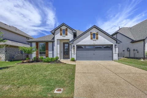 1003 Pecan Glen Drive