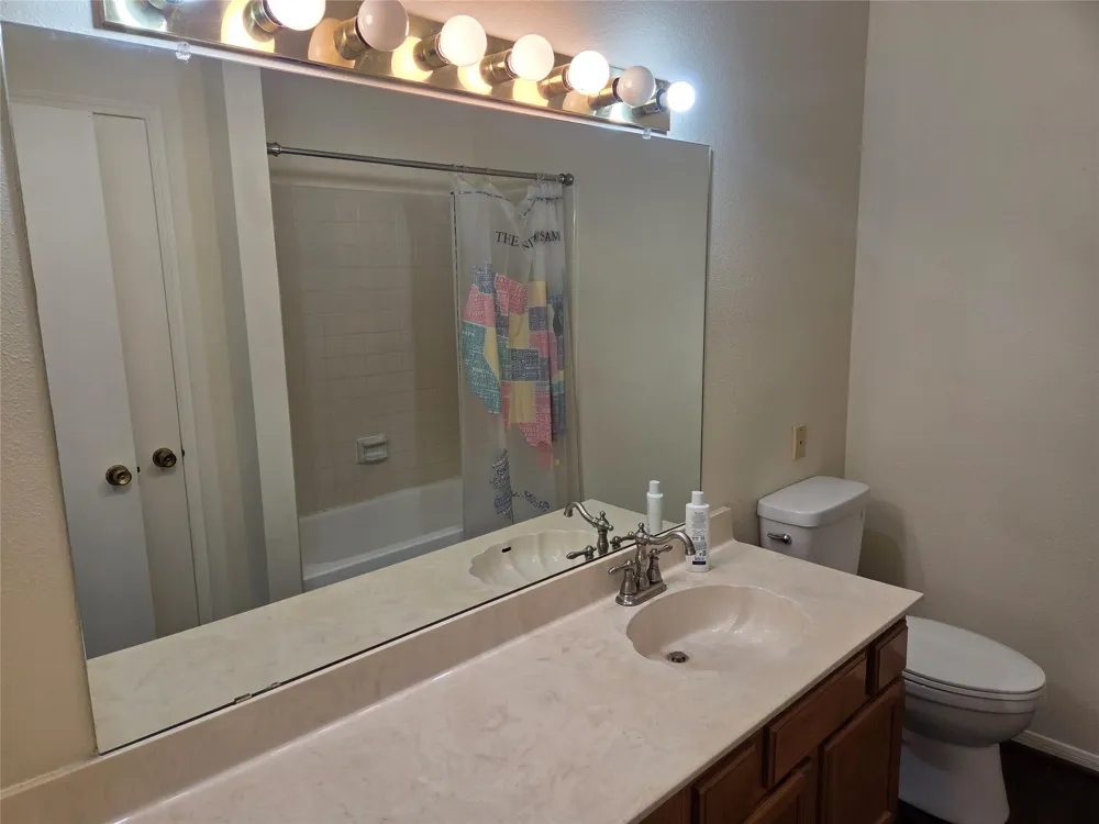 3780 Tanglewilde Street #106 Houston, TX 77063