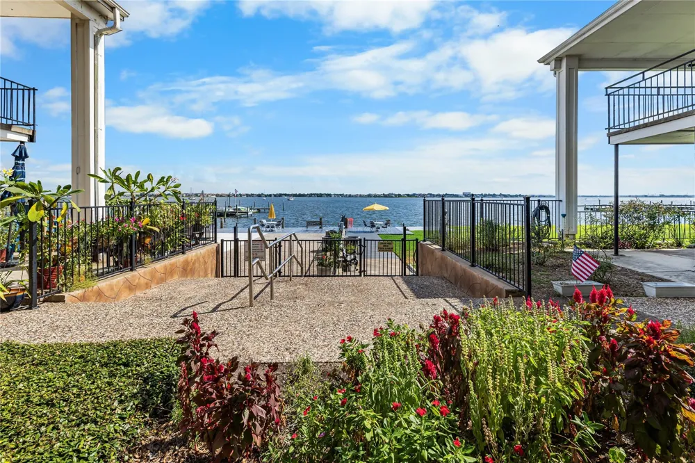 3535 Nasa Parkway #39 Seabrook, TX 77586