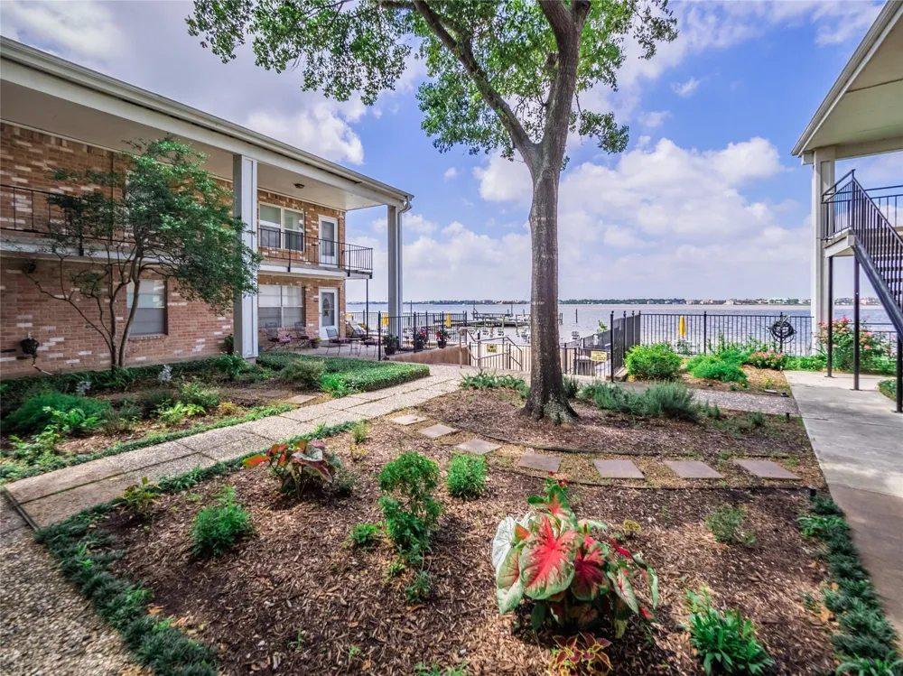 3535 Nasa Parkway #39 Seabrook, TX 77586