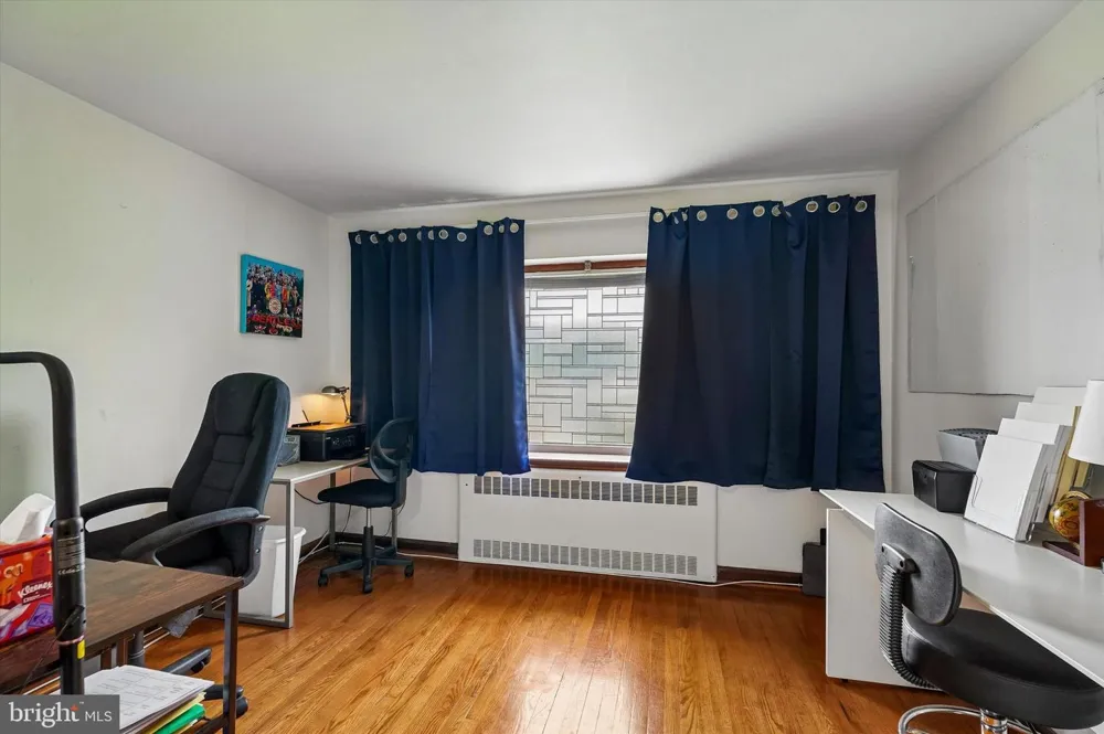 1210 E MATSONFORD ROAD Conshohocken, PA 19428
