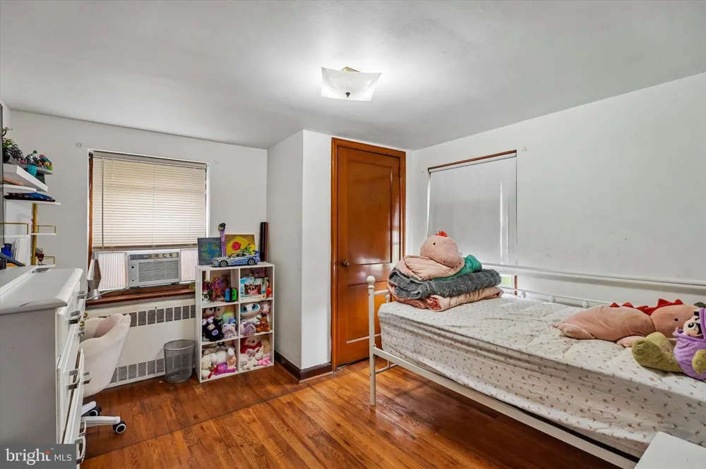 1210 E MATSONFORD ROAD Conshohocken, PA 19428