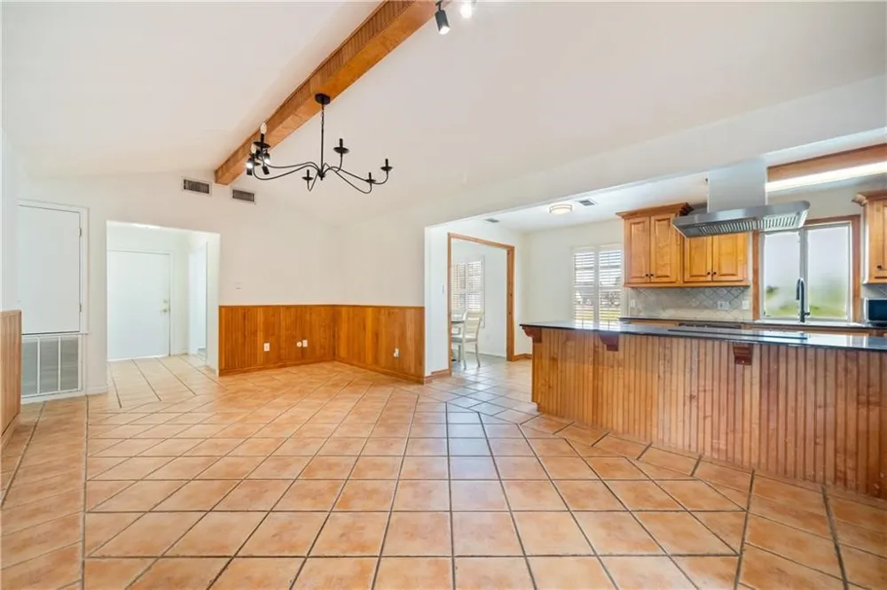 5901 Shadow Wood Drive Corpus Christi, TX 78415
