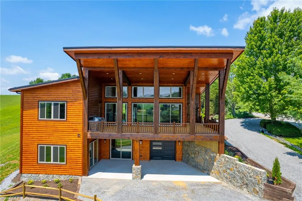 16 Bear Lodge Drive Sparta, NC 28675
