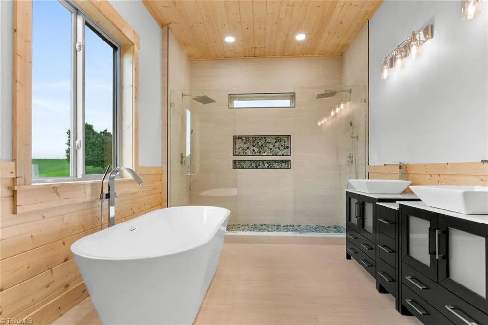 16 Bear Lodge Drive Sparta, NC 28675