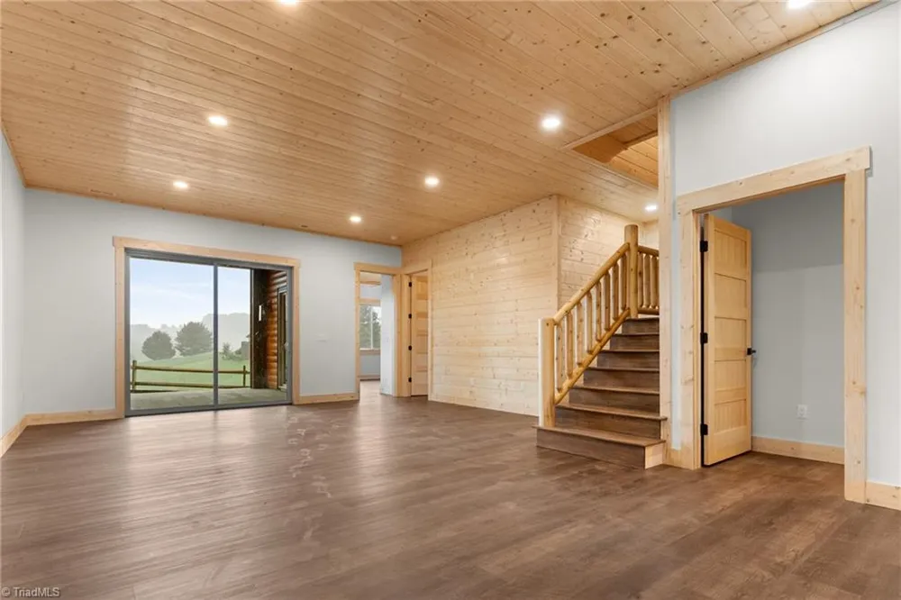 16 Bear Lodge Drive Sparta, NC 28675