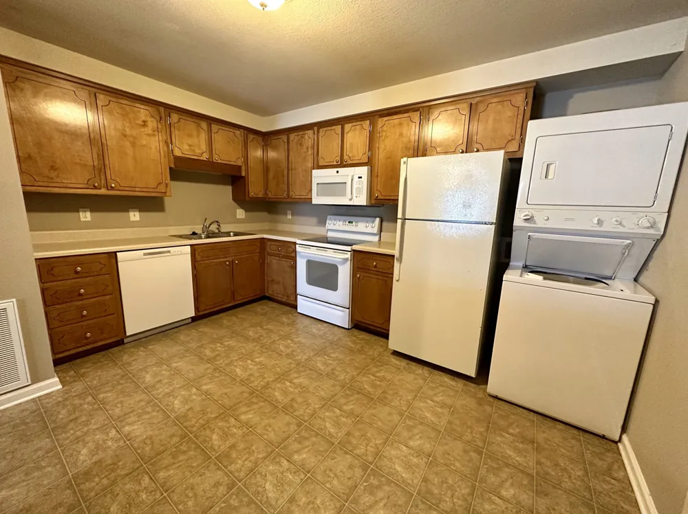 205 Cranklen Cir #G Clarksville, TN 37042