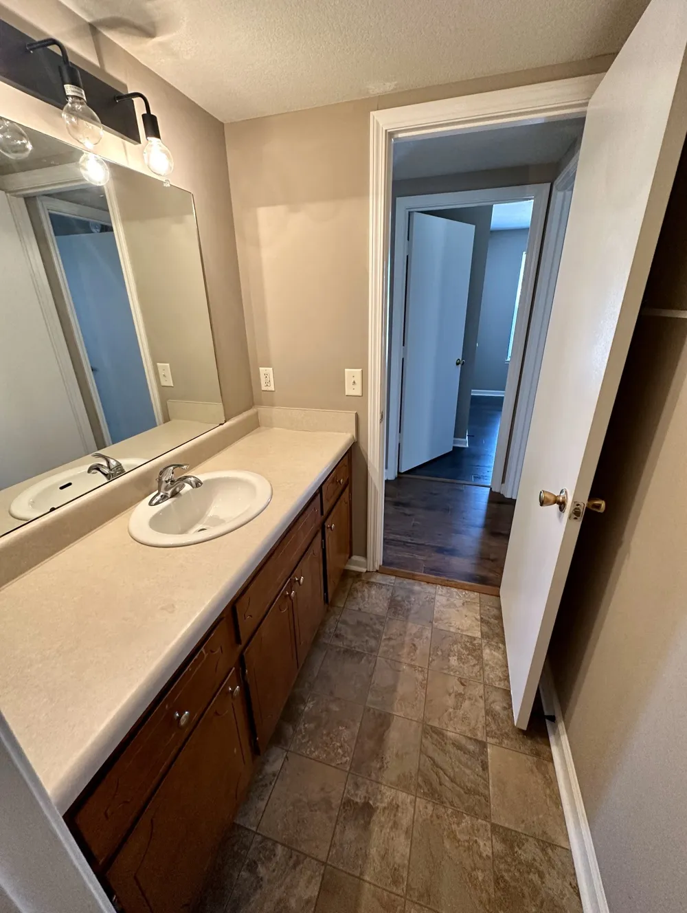 205 Cranklen Cir #G Clarksville, TN 37042