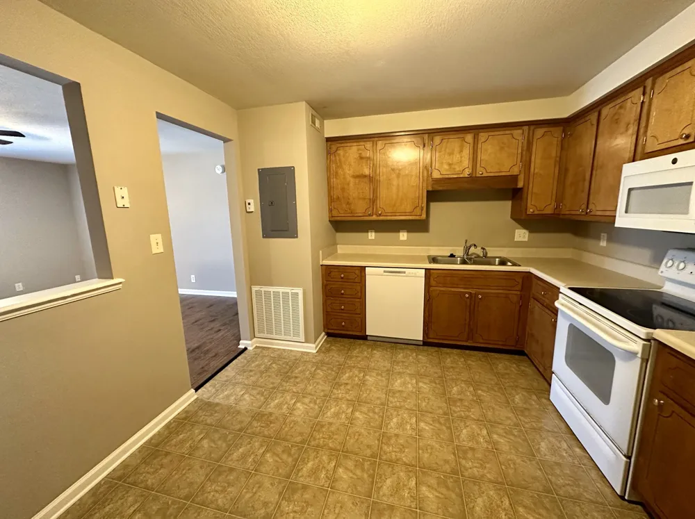 205 Cranklen Cir #G Clarksville, TN 37042
