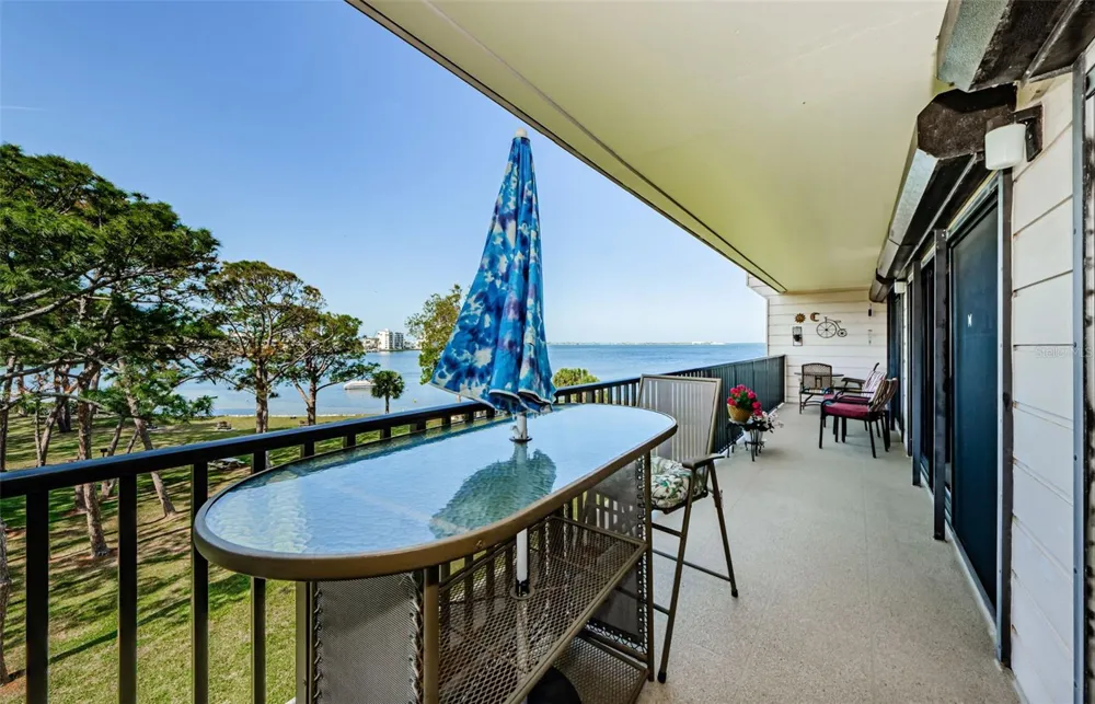 2700 BAYSHORE BOULEVARD #11307 Dunedin, FL 34698