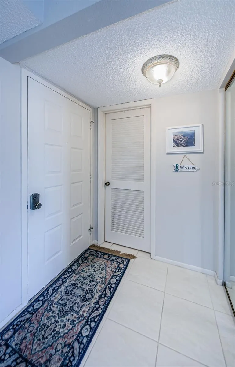 2700 BAYSHORE BOULEVARD #11307 Dunedin, FL 34698