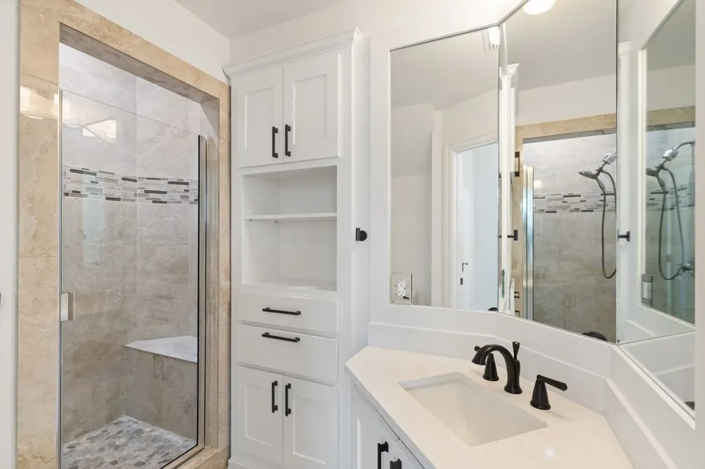 4605 Wild Cow Cove Spicewood, TX 78669