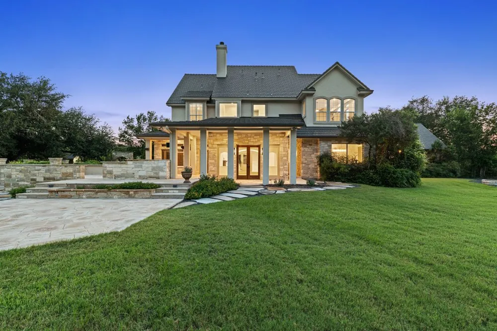 4605 Wild Cow Cove Spicewood, TX 78669
