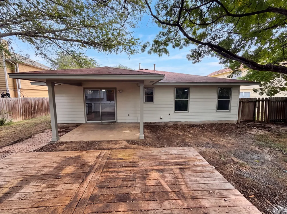 616 Barbara Way Bastrop, TX 78602