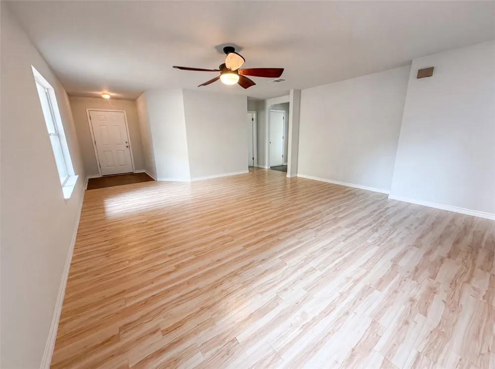 616 Barbara Way Bastrop, TX 78602
