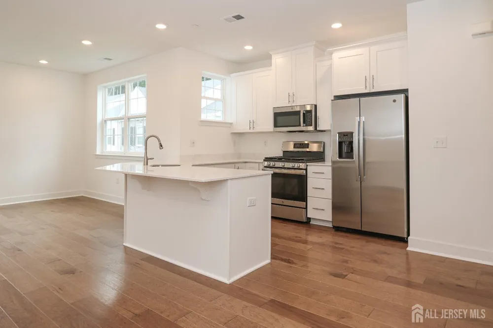 71 Veterans Way Morris Plains, NJ 07950