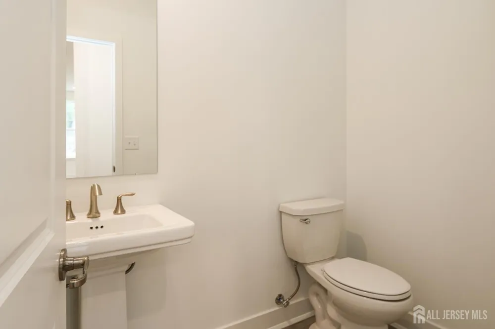 71 Veterans Way Morris Plains, NJ 07950
