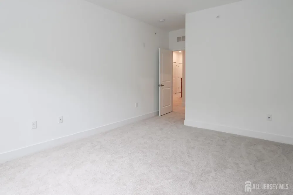 71 Veterans Way Morris Plains, NJ 07950