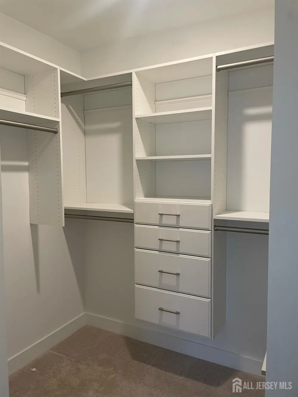 71 Veterans Way Morris Plains, NJ 07950