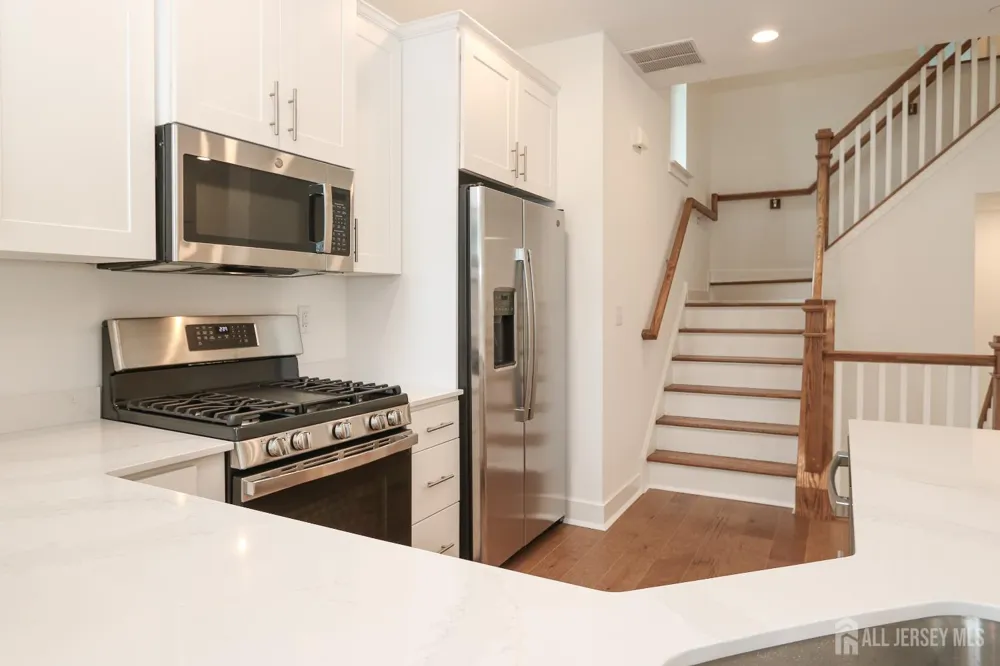 71 Veterans Way Morris Plains, NJ 07950