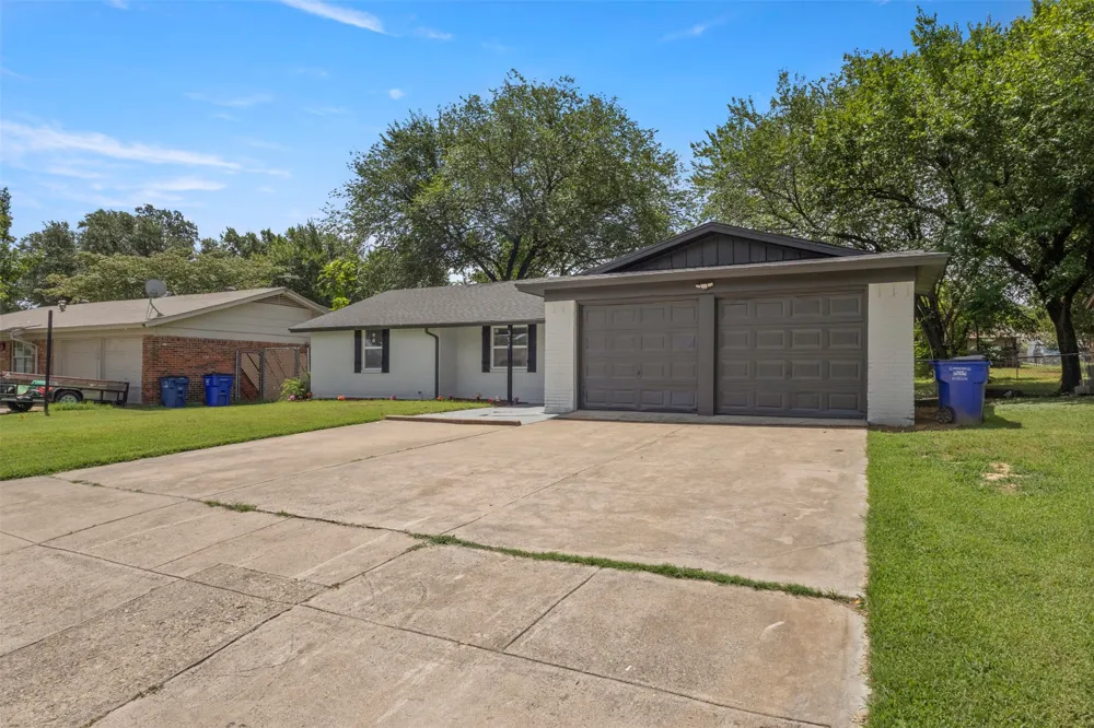 311 Arthur Drive Kennedale, TX 76060