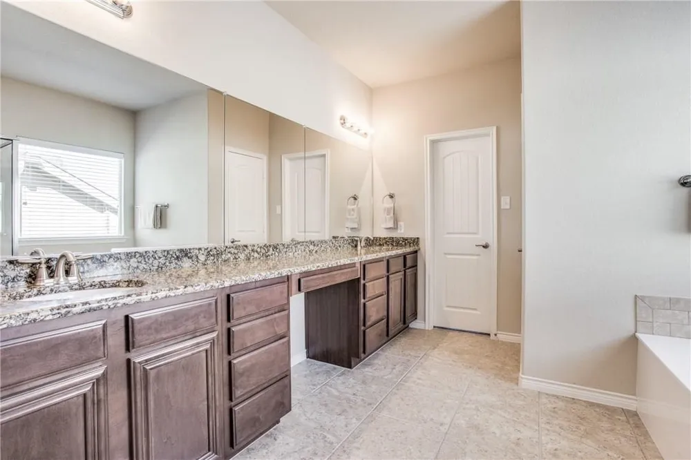 8717 Whitehead Street McKinney, TX 75070