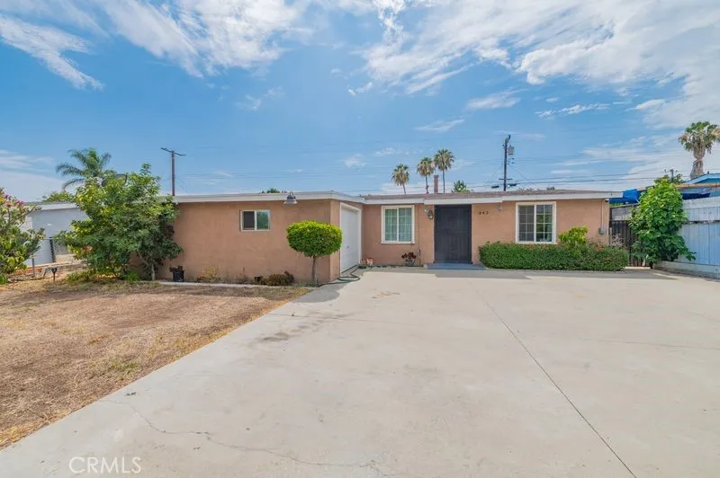 443 Begonia Ontario, CA 91762