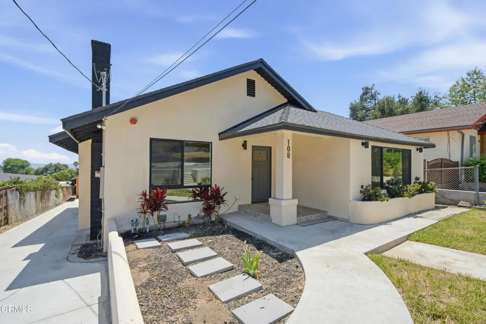108 E Grandview Avenue Sierra Madre, CA 91024