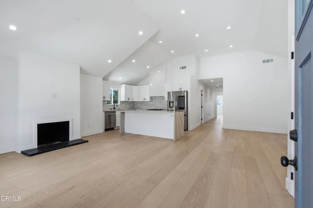108 E Grandview Avenue Sierra Madre, CA 91024