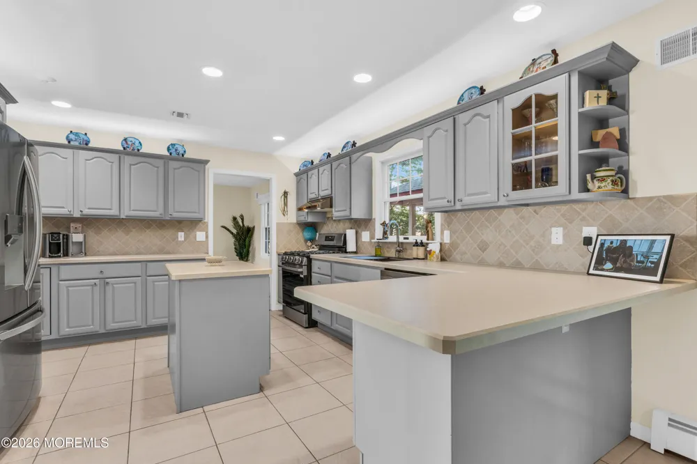 361 Eastern Boulevard Bayville, NJ 08721