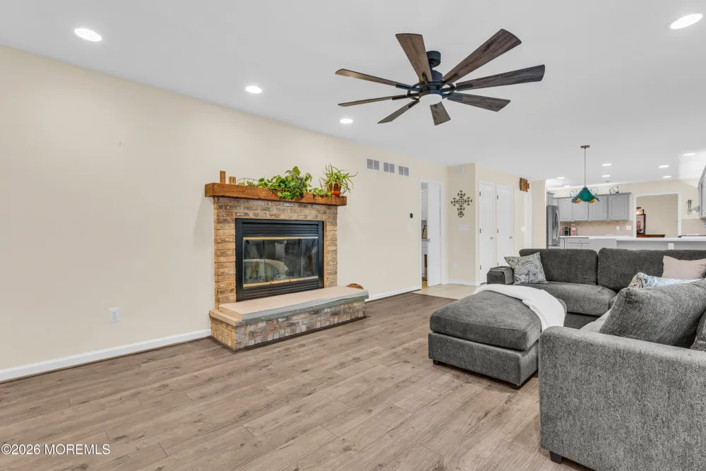 361 Eastern Boulevard Bayville, NJ 08721